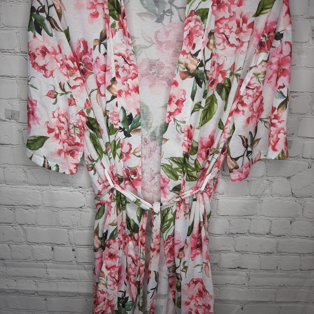 Show me your Mumu bride robe - Picture 2 of 3